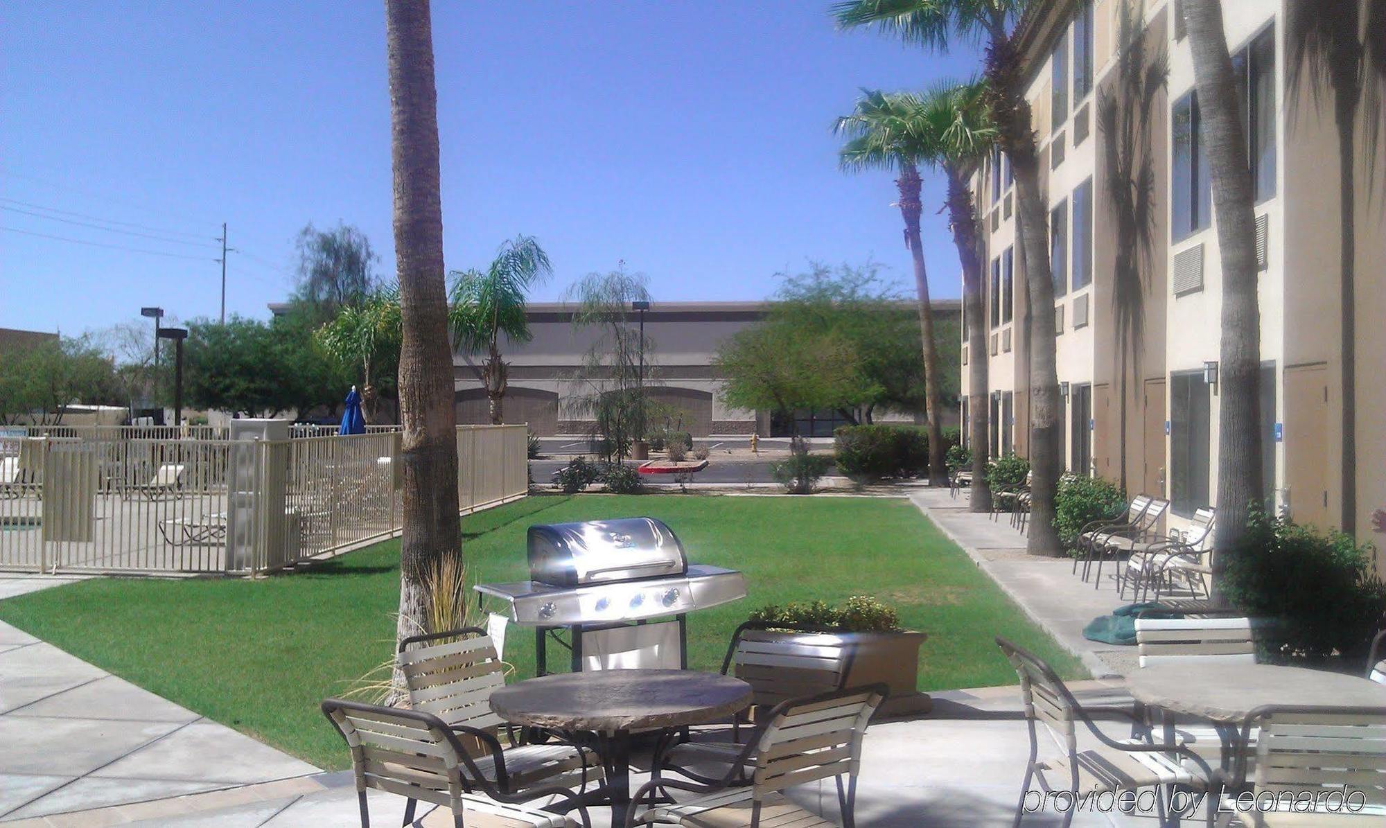 Holiday Inn Express Scottsdale North By Ihg Exterior foto